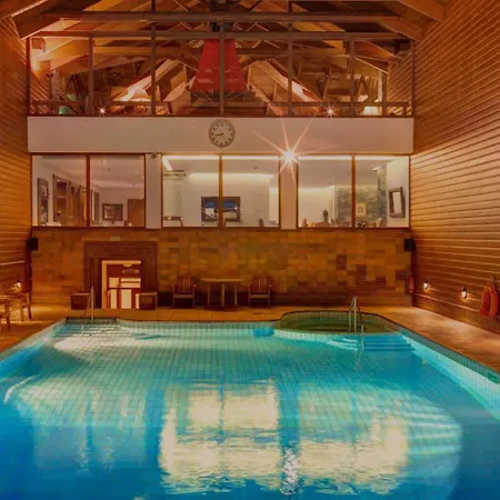 Elatos & Health Club 4*